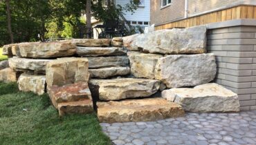 Pierres naturelles utilisées pour la conception de jardins décoratifs et d'allées